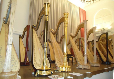 A Gödöllői Hárfafesztivál hárfái 
